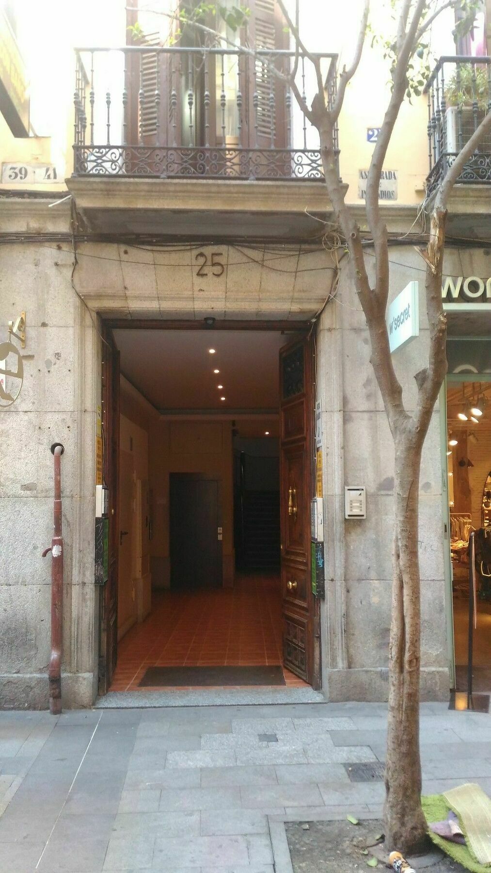 Hostal Palacios Fuencarral Madrid Exterior foto