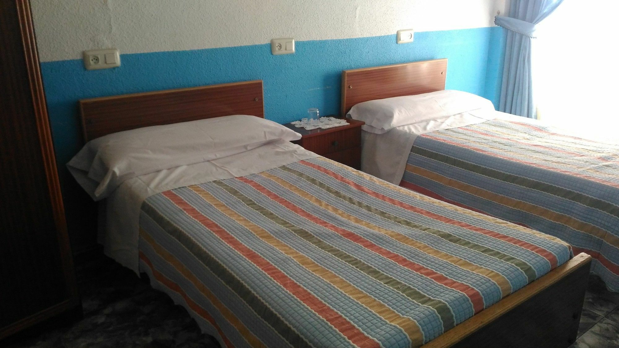 Hostal Palacios Fuencarral Madrid Exterior foto