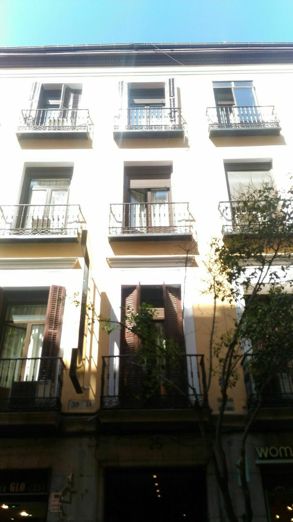 Hostal Palacios Fuencarral Madrid Exterior foto